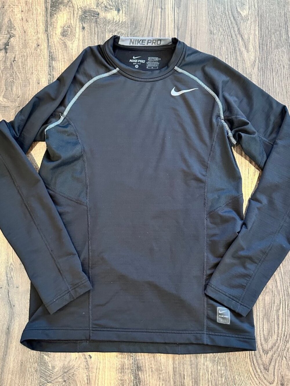 GUC Men's Nike Pro Fitted Dri Fit Performance Long Sleeve Black Compression M